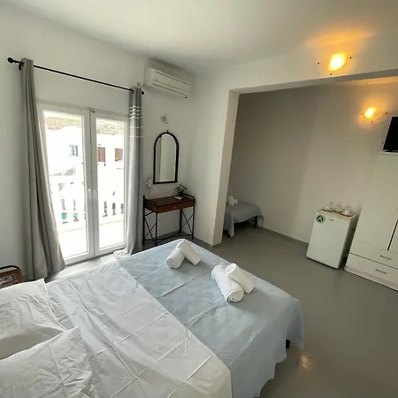 Sundreams Aparthotel Emporio (Santorini)
