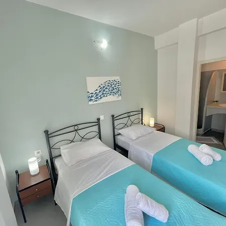 Sundreams Aparthotel Emporio (Santorini)