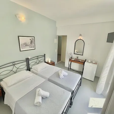 Sundreams Aparthotel Emporio (Santorini)